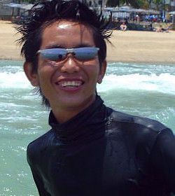 Black swimshirt